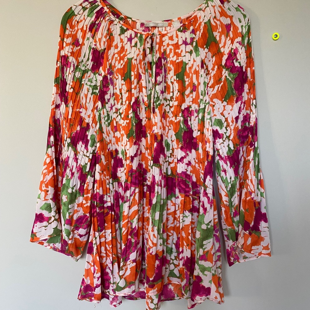 Sunny Leigh Multi Coloured Blouse. Size 2XL